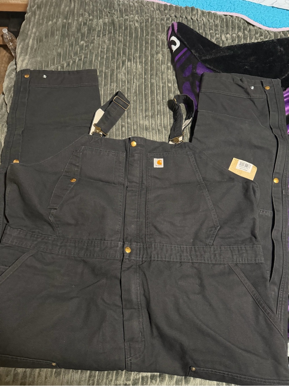 Carhartt women’s  Black Cargo Bib insulated Overalls